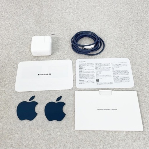 【ほぼ新品】  Apple Macbook Air 2022 M2