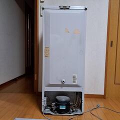 冷凍庫差し上げます。の画像