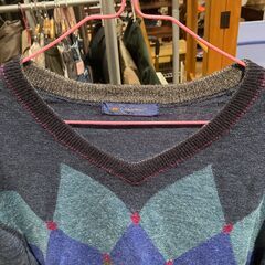 【メンズ衣料】Golden Bear ニットセーター（Ｍ）フロント・アーガイルチェックの画像