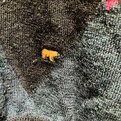 【メンズ衣料】Golden Bear ニットセーター（Ｍ）フロント・アーガイルチェックの画像