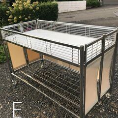 中折れスチールワゴン、陳列ワゴン、ワゴンセール用ワゴン、4台セット、の画像