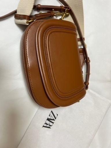 ZARA クロスボディバッグ(ブラウン)