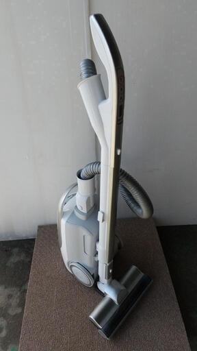 ★アイリスオーヤマ　軽量掃除機　紙パック式★
