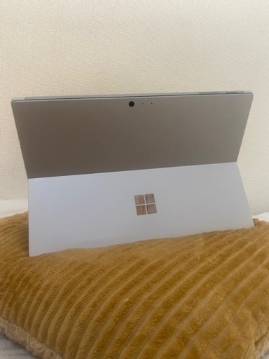 Surface pro 6 Like New 99%/SSD : 256GB/8GB RAM