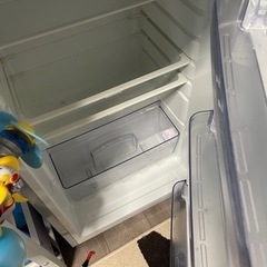 SJ-H12Y-S   一人暮らし用冷蔵庫の画像