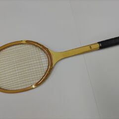 硬式テニス　ウッドラケットの画像