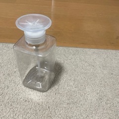 受け渡し者決定　洗剤容器