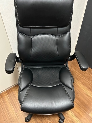 椅子売ります(3年ほど使用)