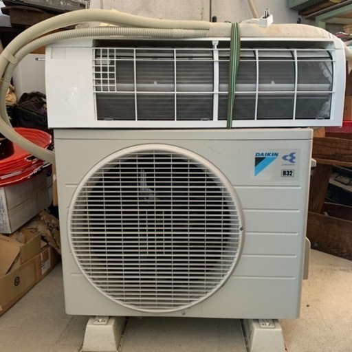 ダイキン DAIKIN R32 エアコン