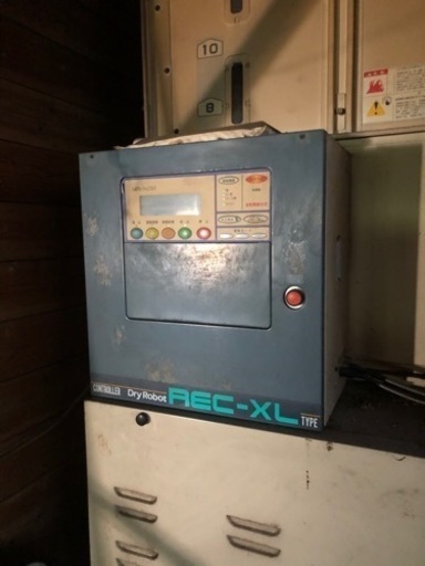 穀物乾燥機
