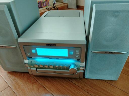 VictorコンポUX-W5　CD 2MD カセット　ラジオ