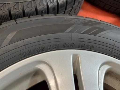【取引完了】195/65R15 2021年ヨコハマIG60 プリウス、ノアなどにスタッドレス　15×6j   +45  5穴マルチ　取