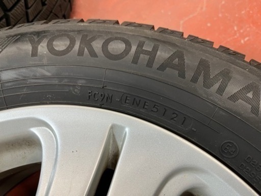 【取引完了】195/65R15 2021年ヨコハマIG60 プリウス、ノアなどにスタッドレス　15×6j   +45  5穴マルチ　取