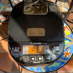 炊飯器　3合炊き