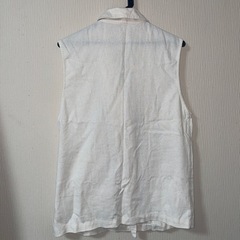 ジレ　M  グレイル の画像