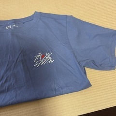 UNIQLO  Tシャツの画像