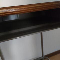 学校　机　　机のみの画像