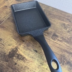卵焼き器＋電気ケトル＋皿類