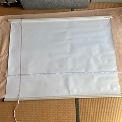 白のスクリーン