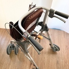 幸和製作所 TACaoF  シルバーカー　手押し車　歩行補助の画像