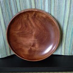 値下げしました❗️菓子皿(中古ですが約２5㌢木彫りの器です)