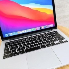 【最新セキュリティ12月特価MacBook Pro 大容量SSD256GB搭載 メモリ8GB Corei5 iPhone 連携 仕事•学校にの画像