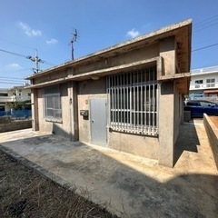 沖縄市照屋貸し一軒家⭐️庭付き！ - 中頭郡