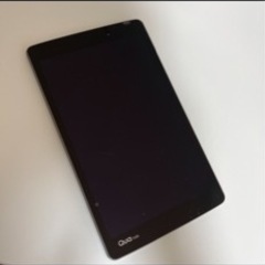 タブレット　Qua tab au コンパクトサイズ