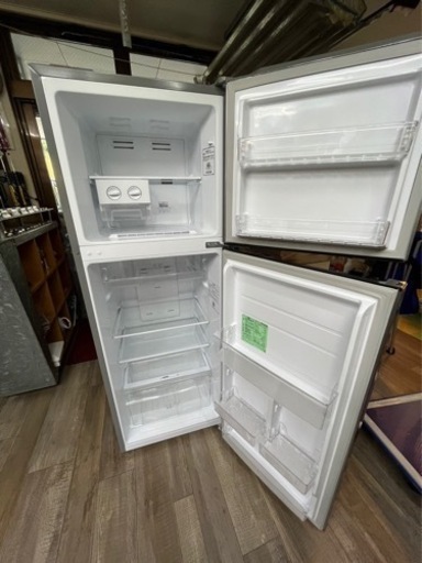 値下げしました27,000→20,000冷蔵庫 ハイセンス HR-B2302（シルバー）227.0 L 値下げしました27,000→20,000冷蔵庫 ハイセンス HR-B2302（シルバー