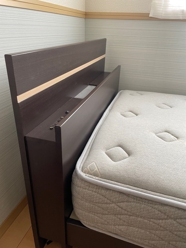 シングルベッド　マットレス付き　《美品》