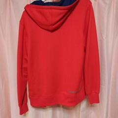 アンダーアーマー  パーカーの画像