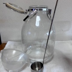 【直接手渡しできる方】自家製梅酒作り3点セット　瓶、杓子、ロート　おまけで小瓶も。の画像