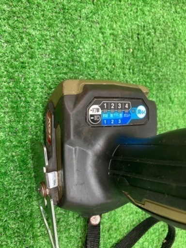 中古品 □ makita コードレス インパクトドライバー TD001GZO □ A □ ITWE7IRY8635