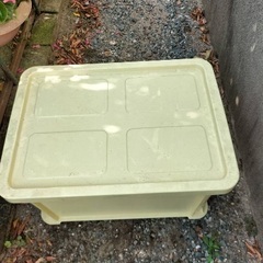 漬け物樽・重石引き取りこれる方無料にて。先着。
