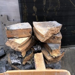 黒鉛と炉蓋です　処分出来る方の画像