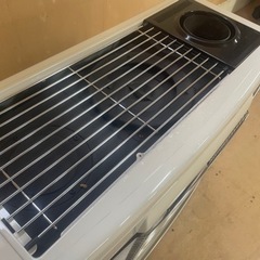 101900 サンポット　床暖煙突式石油ストーブ　現状渡しの画像