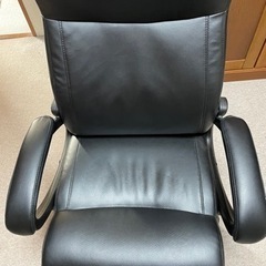 ドウシシャの中古チェアーです