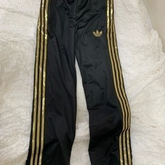 【終了】アディダス オリジナルス ジャージ セットアップの画像