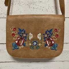 刺繍花柄　ショルダーバックの画像