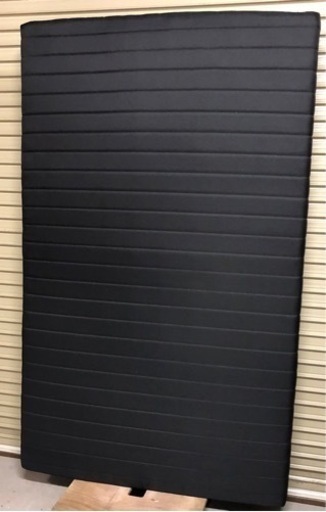 セミダブル◆脚付きマットレスベッド◆黒◆幅120×長さ195×高さ35ｃｍ(足の長さ15ｃｍ)外しても使えます。【こちらは店舗です。浜村鹿野温泉ICから3分 買取本舗 宮本リサイクル 営業時間9～19時 定休日水曜のみ←連絡できませんm(_ _)m】