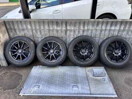 225/60R17 ブリヂストン　ブリザック　DM-V3  中古美品　5分目　6分目　　2019年40週製造　4本セット