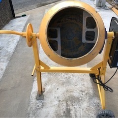 コンクリートミキサー　練上げ量50L ドラム容量120Lの画像