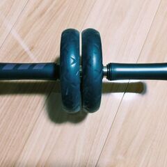 腹筋ローラー