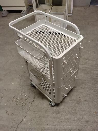 小物入れカゴ、中古品