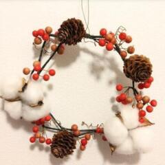 樹脂粘土で赤い実のリースを作りましょう✨