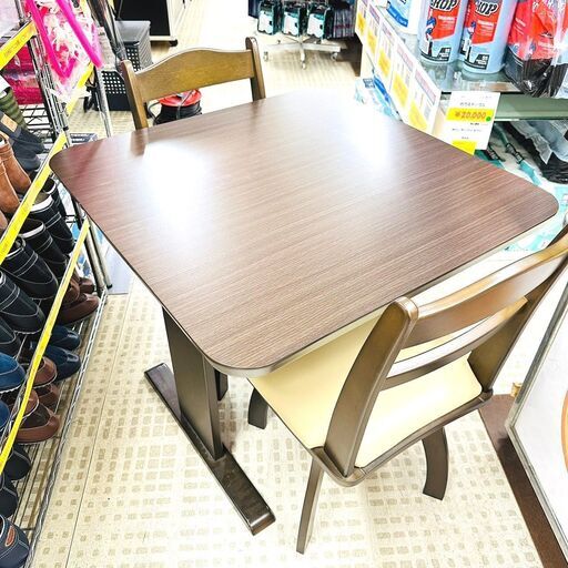 10/29【家具・家電複数購入で割引可】ニトリ ダイニングテーブル DVGV80DBR 2人掛け 食卓