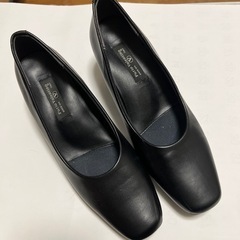 中古　幅広 3E 防水 スクエアトゥパンプス <5.0cmヒール...