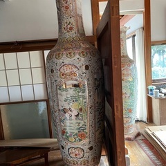 大型花瓶銘柄不明、