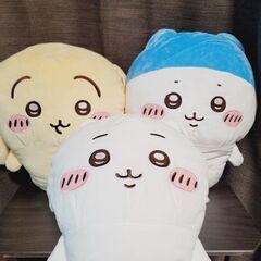 【新品タグ付き】ちいかわ スポーツ刈りなハチワレ 垂れ耳なうさぎ...