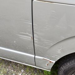 2011年12月 ハイエースバン DX ディーゼル 3000CC　4WD　５ドア　３人の画像